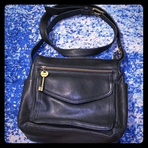 FOSSIL PEBBLED LEATHER CROSSBODY